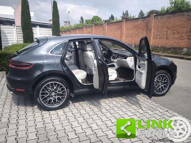 PORSCHE Macan usata, con Autoradio
