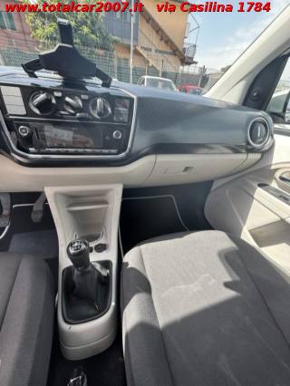 VOLKSWAGEN up! usata, con Frenata d