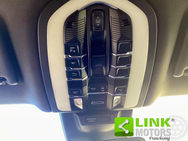 PORSCHE Macan usata, con Tettuccio apribile