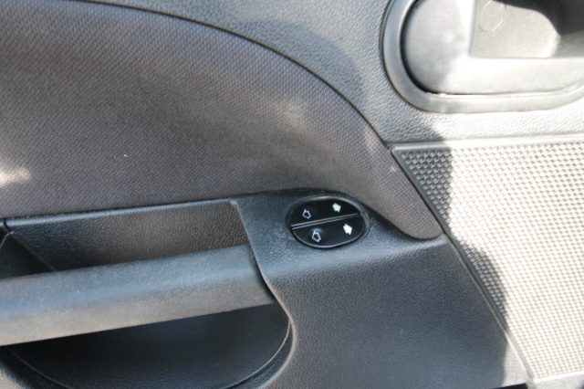 FORD Fiesta usata, con Servosterzo