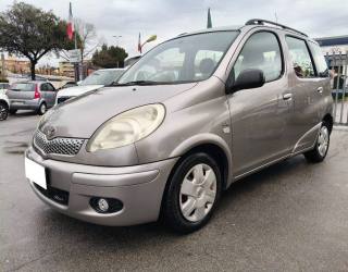 TOYOTA Yaris usata, con Airbag laterali