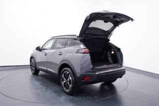 PEUGEOT 2008 usata, con Apple CarPlay