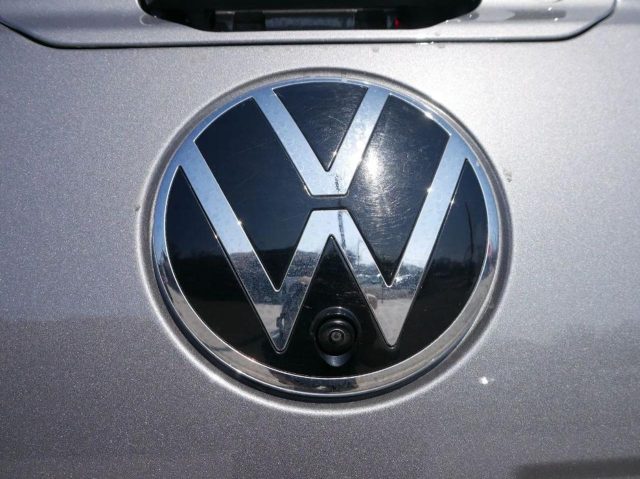 VOLKSWAGEN Amarok usata, con Cruise Control