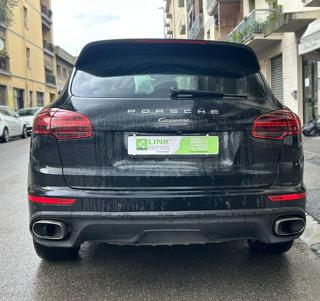 PORSCHE Cayenne usata, con MP3