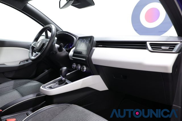 RENAULT Clio usata, con Fari full-led