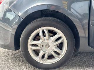 RENAULT Clio usata, con Lettore CD