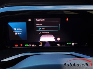 VOLKSWAGEN Multivan usata, con Adaptive Cruise Control