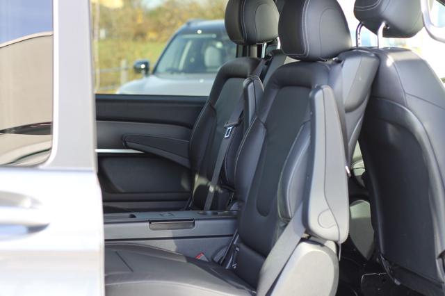 MERCEDES-BENZ V 300 usata, con Volante in pelle