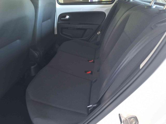 VOLKSWAGEN up! usata, con ESP