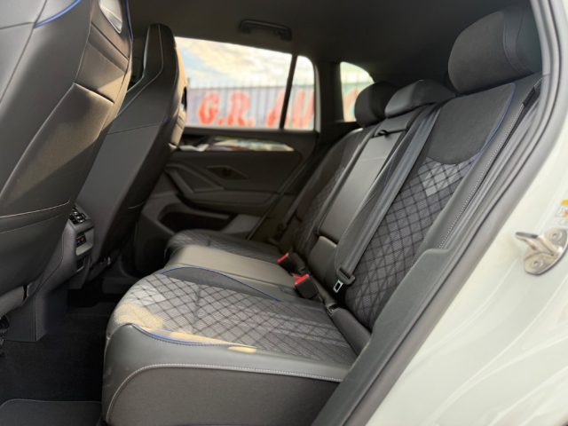 VOLKSWAGEN Tiguan usata 24