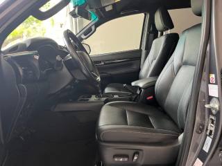 TOYOTA Hilux usata 25