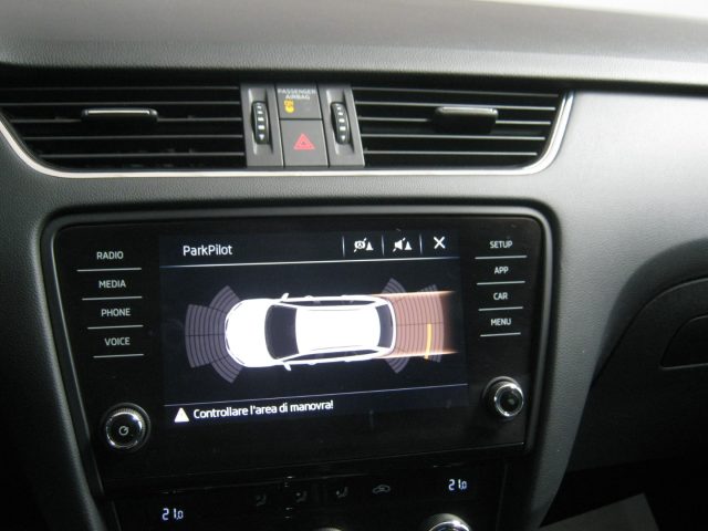 SKODA Octavia usata, con Volante in pelle