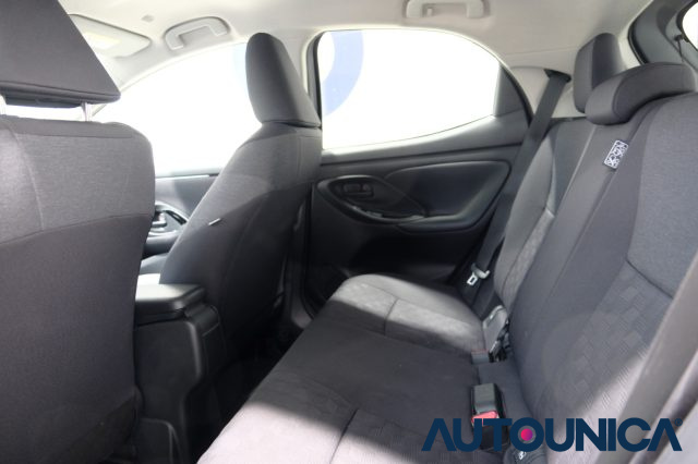 TOYOTA Yaris usata, con Sistema di avviso di distanza