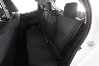 TOYOTA Yaris usata 3