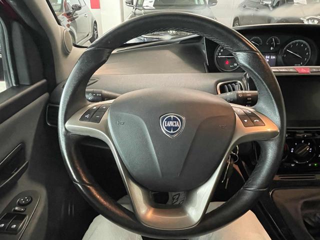 LANCIA Ypsilon usata, con Autoradio digitale