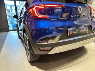 RENAULT Captur usata, con Park Distance Control