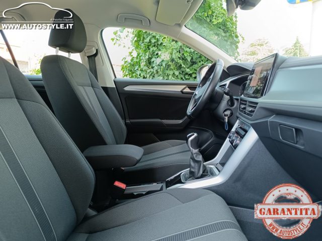 VOLKSWAGEN T-Roc usata 76