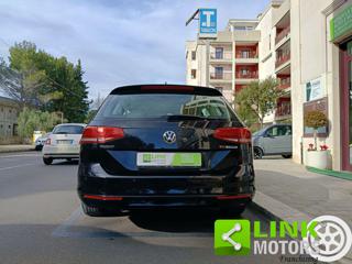 VOLKSWAGEN Passat Variant usata, con Sedile passeggero ribaltabile