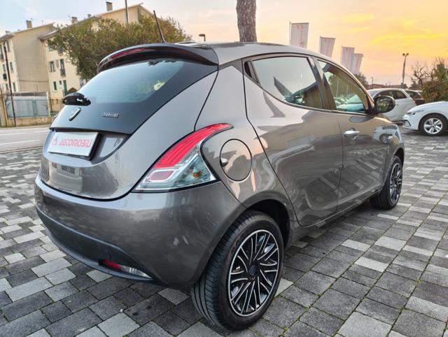 LANCIA Ypsilon usata, con Airbag Passeggero
