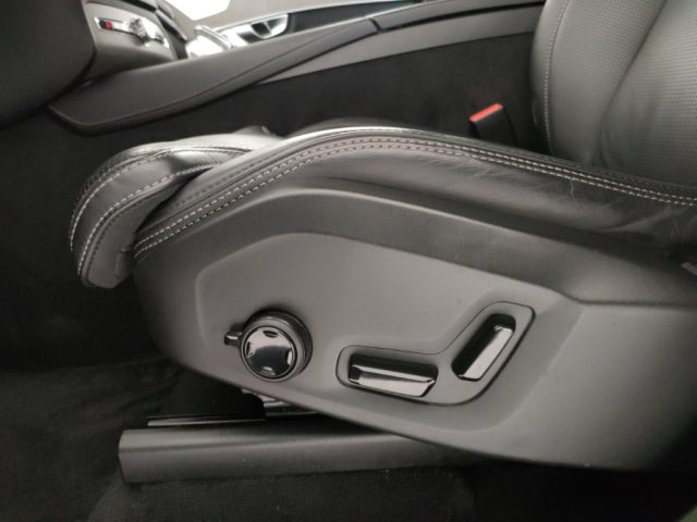 VOLVO XC90 usata, con USB