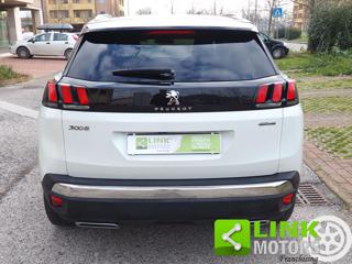 PEUGEOT 3008 usata, con Autoradio
