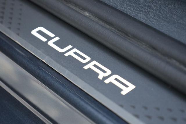 CUPRA Leon usata, con Luci diurne LED