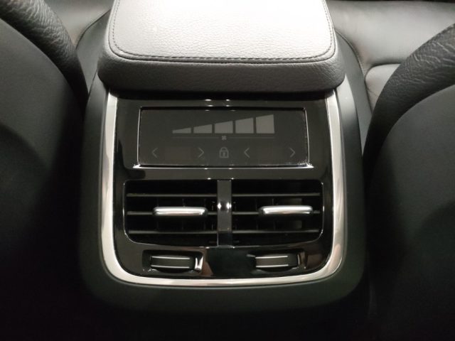 VOLVO XC90 usata, con Volante in pelle