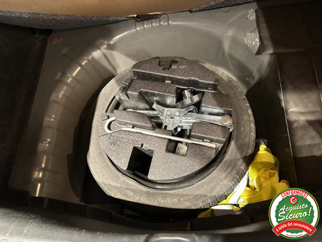 NISSAN Micra usata, con Lettore CD