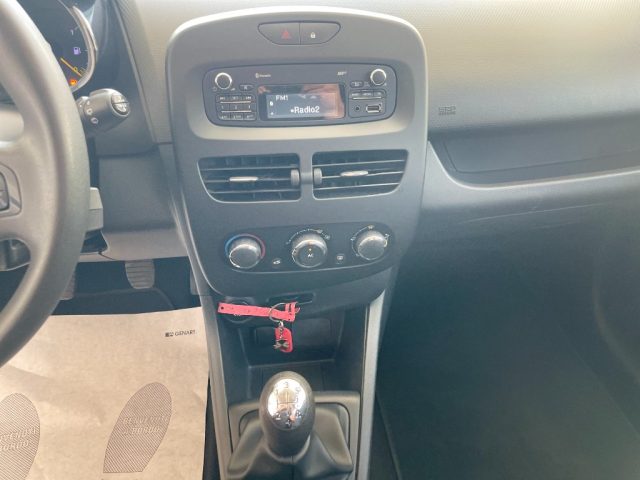 RENAULT Clio usata, con Specchietti laterali elettrici