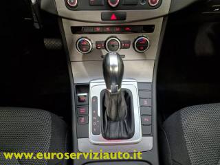 VOLKSWAGEN Passat usata, con Airbag testa