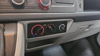 VOLKSWAGEN Transporter usata 8