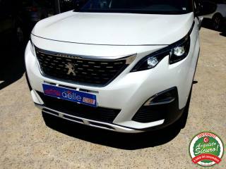 PEUGEOT 3008 usata, con Sensori di parcheggio posteriori