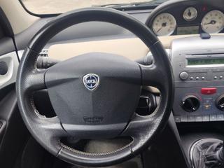 LANCIA Ypsilon usata 22