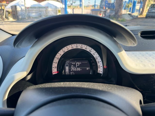 RENAULT Twingo Electric usata, con USB
