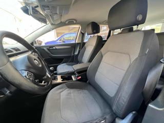 VOLKSWAGEN Passat usata, con Climatizzatore