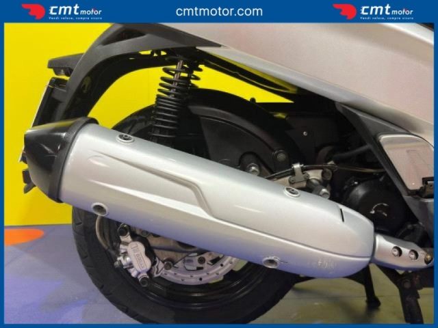 KYMCO People 300 usata 14