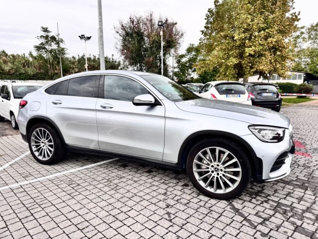 MERCEDES-BENZ GLC 300 usata, con Airbag