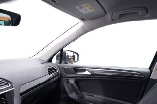 VOLKSWAGEN Tiguan usata, con Volante multifunzione