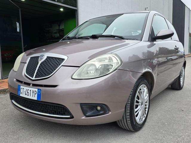 LANCIA Ypsilon usata, con ABS