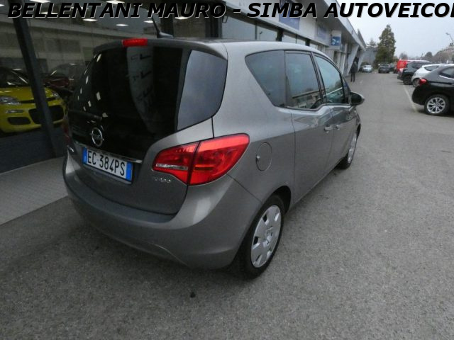 OPEL Meriva usata, con Autoradio