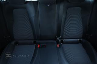 MERCEDES-BENZ GLA 180 usata, con Airbag testa