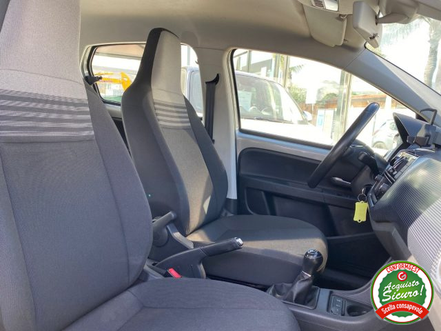 VOLKSWAGEN up! usata, con ESP