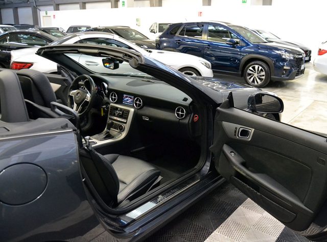 MERCEDES-BENZ SLK 200 usata, con Airbag laterali