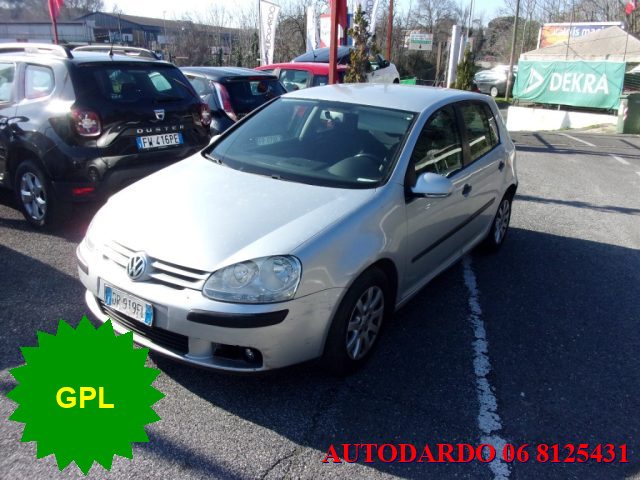VOLKSWAGEN Golf usata, con ABS