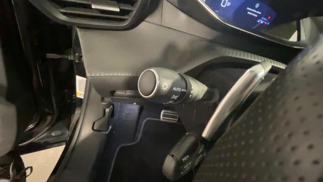 PEUGEOT 2008 usata, con ESP