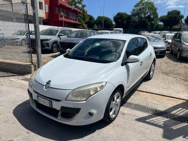 RENAULT Megane usata, con Airbag