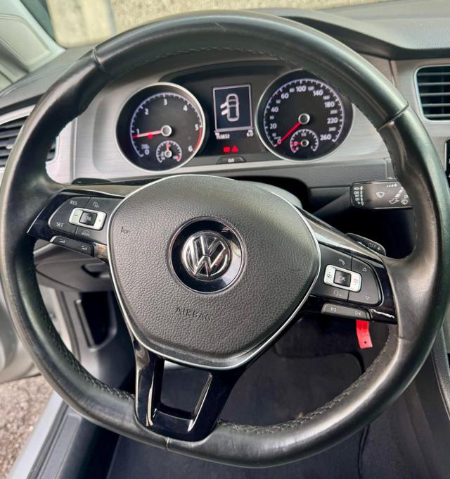 VOLKSWAGEN Golf usata, con Boardcomputer