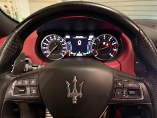 MASERATI Levante usata, con Park Distance Control
