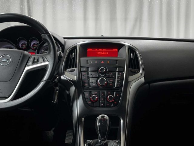 OPEL Astra usata, con Specchietti laterali elettrici