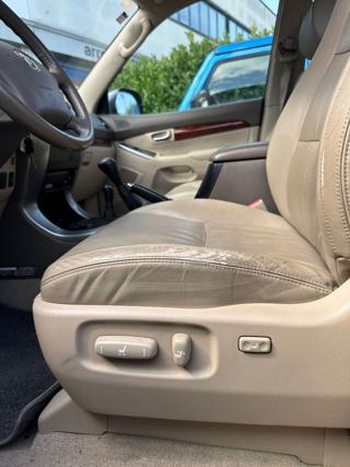TOYOTA Land Cruiser usata, con Cerchi in lega
